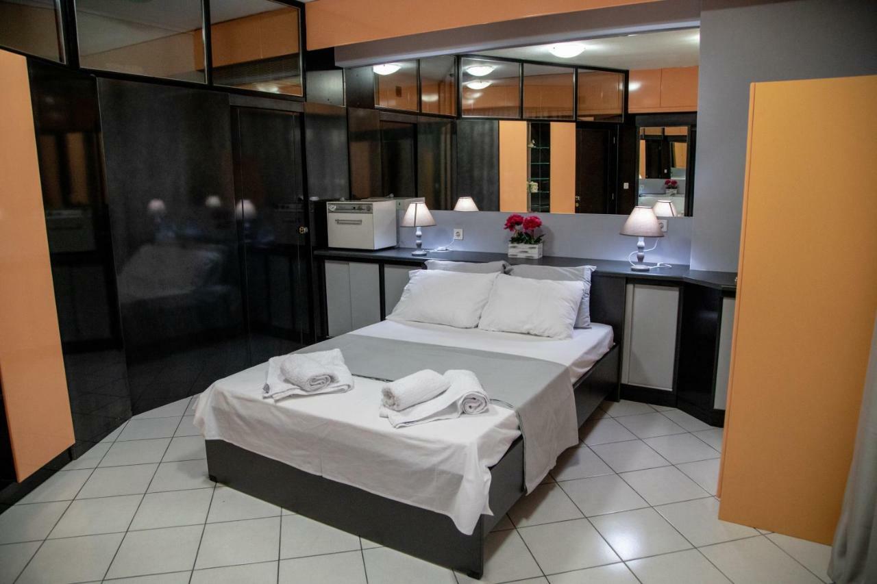Christine'S Downtown Suites Kavala Exteriér fotografie
